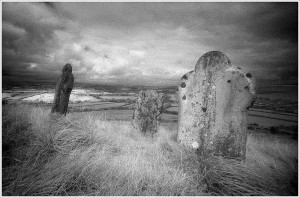 forgotten-grave-stones